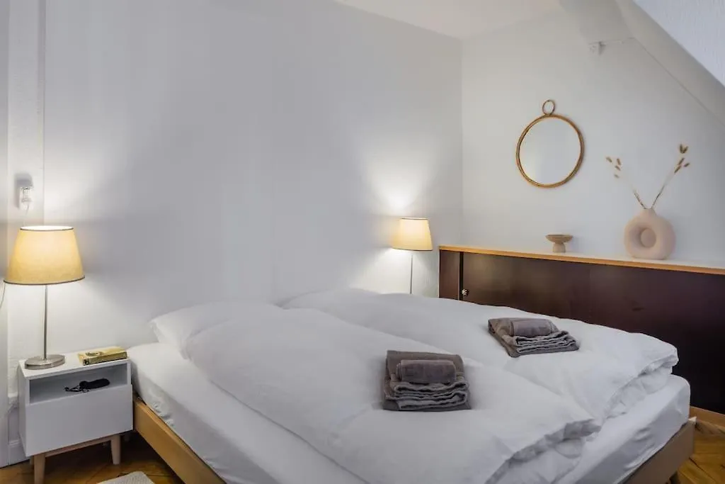 Wohnung In Zuerich Mit Dachterrasse // Langstrasse 0*, Zurich